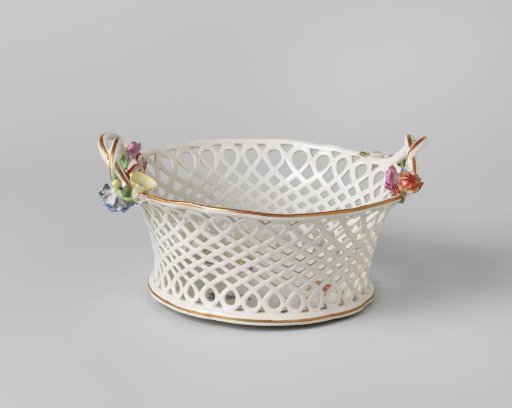 Porcelain fruit basket