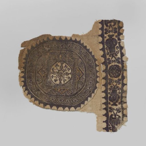 Weaving fragment with clavus and orbiculus