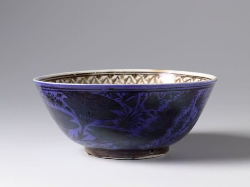 Bowl with flower sprays