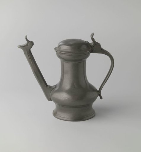Tin ewer with lid