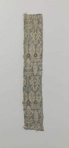 Fragment of figured fabric in linen and wool