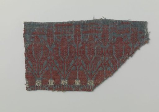 Fragment of figured fabric in linen and wool