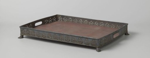 Serving tray captured from the Raja of Bone in 1905
