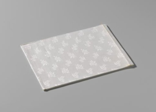 Tablecloth with Straw Flowers
