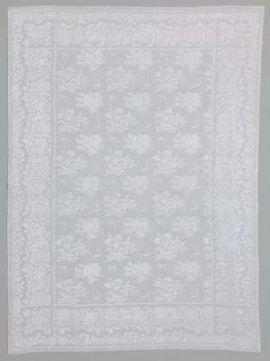 Napkin with floral bouquets