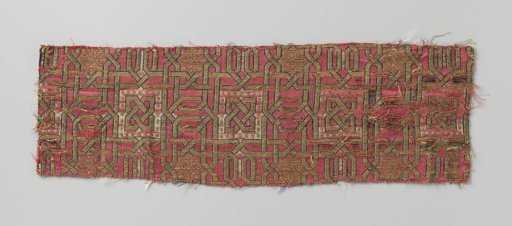 Fragment of red lampas with a pattern of geometric interlacing in blue, white, yellow and gold