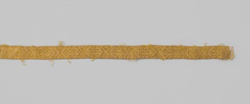 Passementerie of linen and yellow silk in a diamond pattern