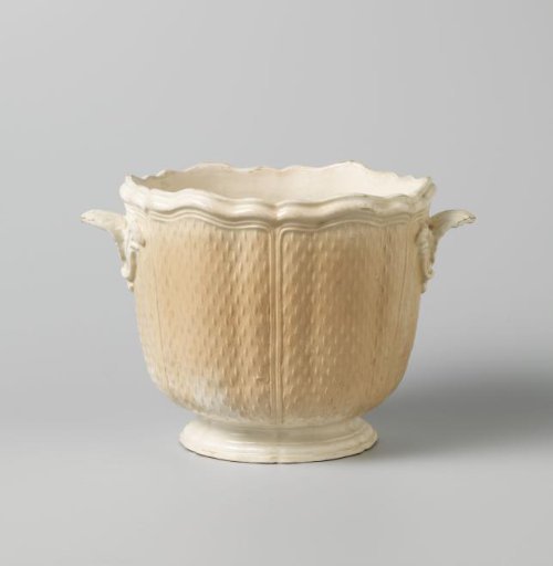 Half-bowl-shaped cooling vessel of English hard-baked earthenware, fine faience from Pont-aux-Choux.