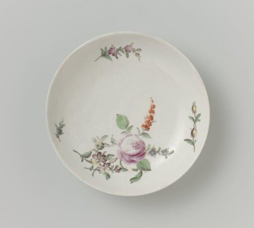 Dish, multicolored painted with a bouquet of flowers and straw flowers