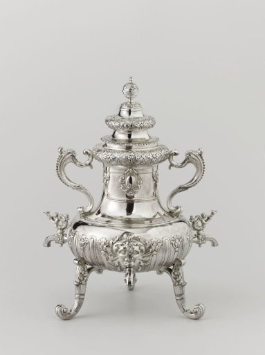 Coffee pot, baluster-shaped, with three taps