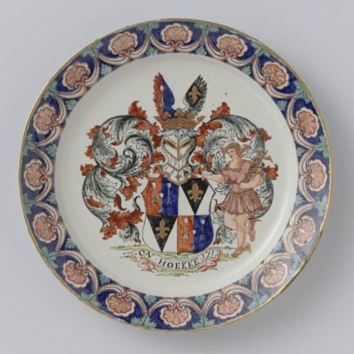 Plate, painted with the Cramer van Hoekke family coat of arms