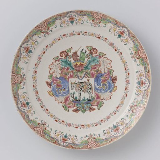 Faience plate with family coat of arms