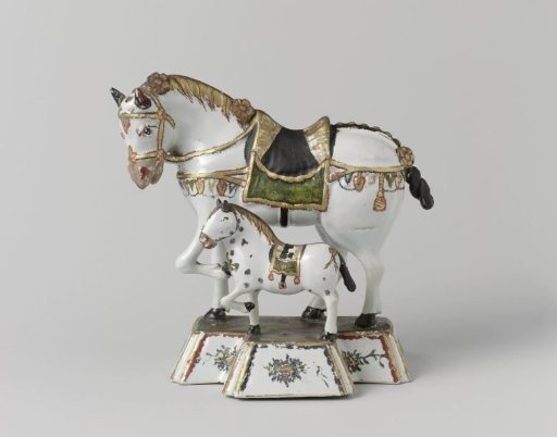 Horse with foal, polychrome painted
