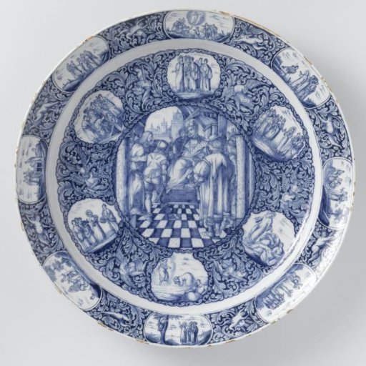 Saucer, painted with fifteen scenes from the life of Christ