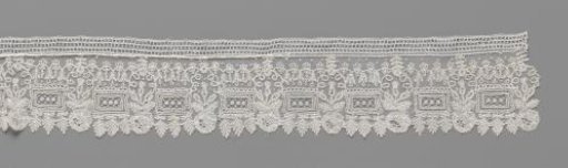 Strip of mixed lace with horizontal rectangles between hanging roses