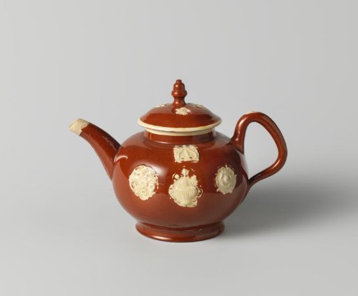 Teapot of earthenware with lead glaze, Astbury ware