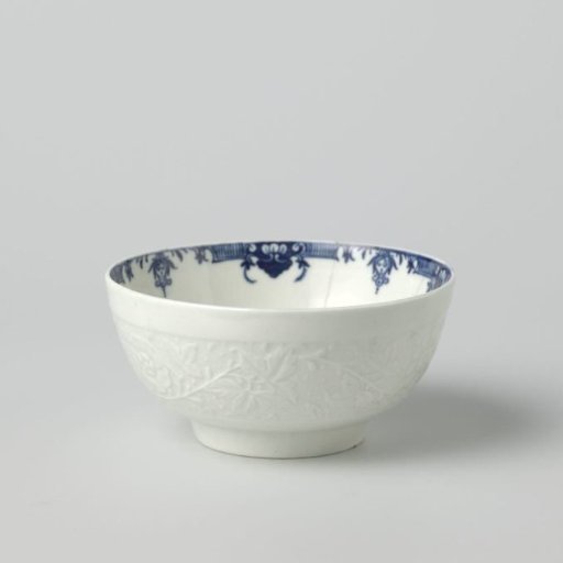 Bowl, white, with a rim on the inside featuring rococo ornamentation