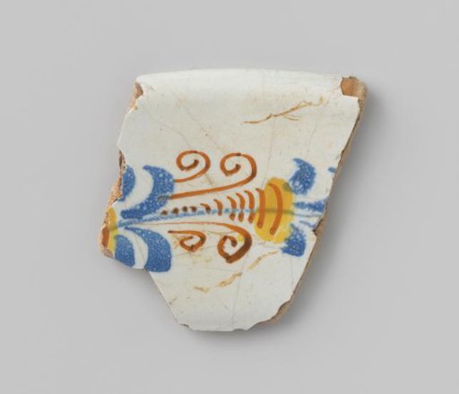 Sherd with floral scrolls