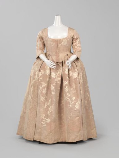 Japon of lilac moiré silk, consisting of an overjapon (a) and a skirt (b)