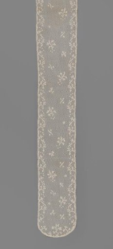Bonnet lappet of Valenciennes lace
