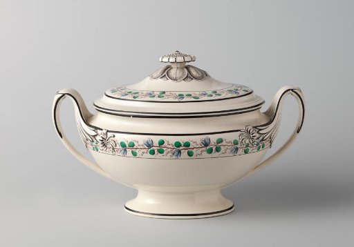 Soup tureen of hard-fired earthenware, Wedgwood creamware