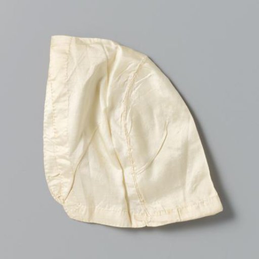 Cap of cream silk