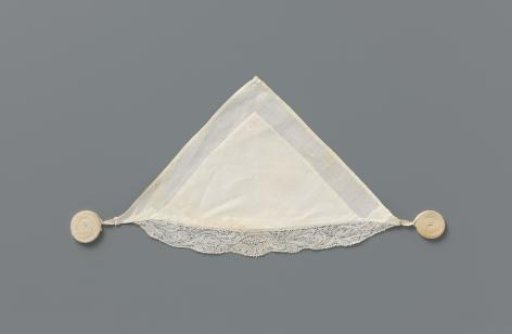 Linen table runner with lace