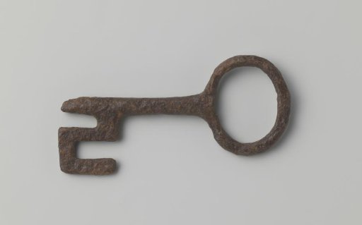 Iron key