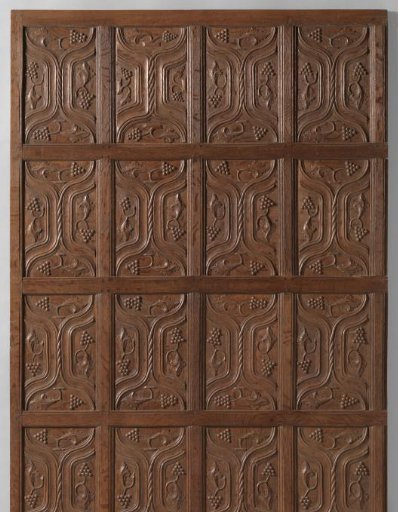 Wooden Screen with Twenty Panels, Decorated with Leaf Scrolls Developed from the "Brief"