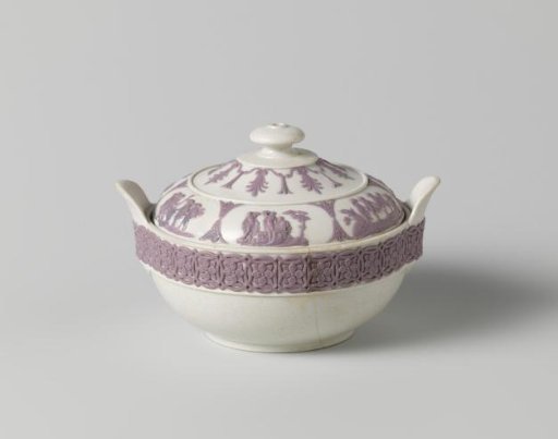 Sugar pot with lid of stoneware, decorated with purple appliqués