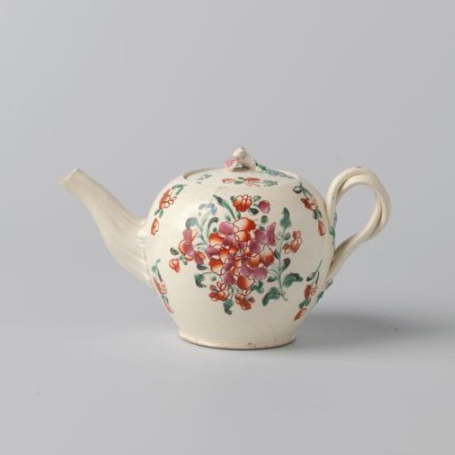 Teapot of hard-fired earthenware, Leeds creamware with polychrome decoration on the glaze