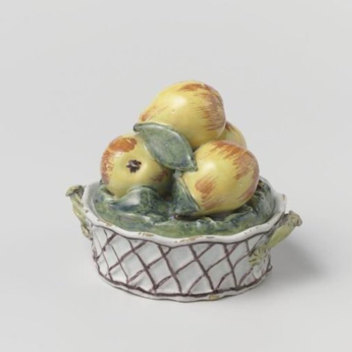 Box in the form of a basket of pears