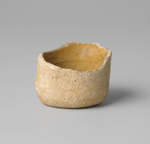 Ointment pot