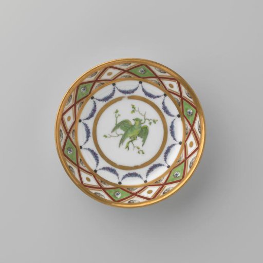 Saucer with a bird on a branch, lozenges and garlands