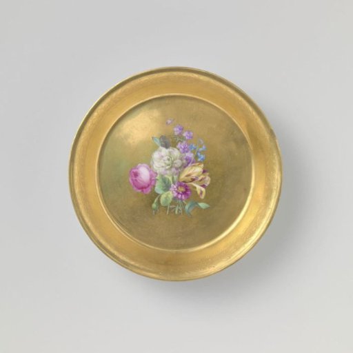 Saucer with a bouquet