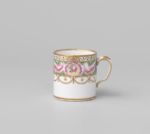 Cup with flowers, foliate scrolls and garlands