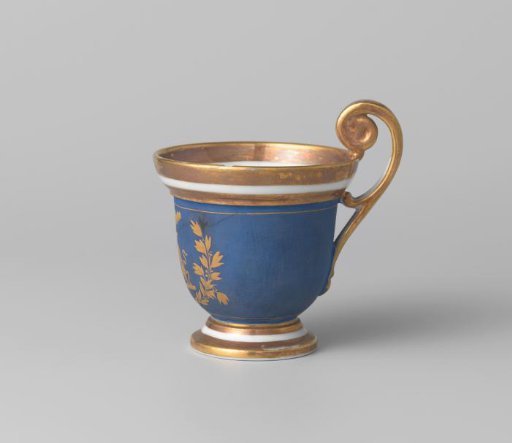 Cup with a pedestal in a laurel