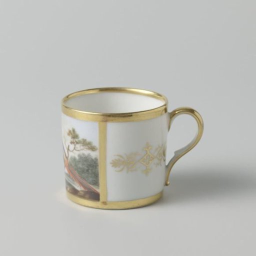 Cup with a Chinese pheasant