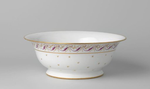 Bowl with floral scrolls and flower sprigs
