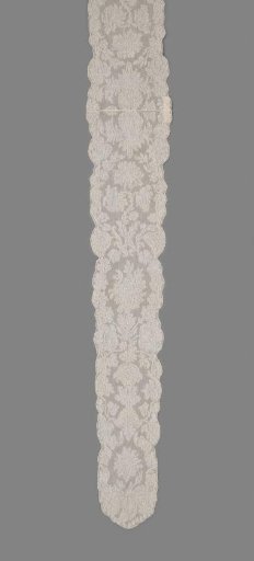 Valenciennes lace cap (barbe)
