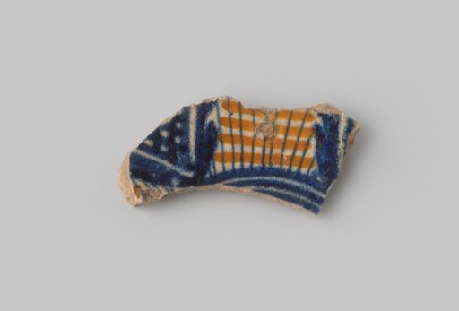 Fragment of polychrome majolica
