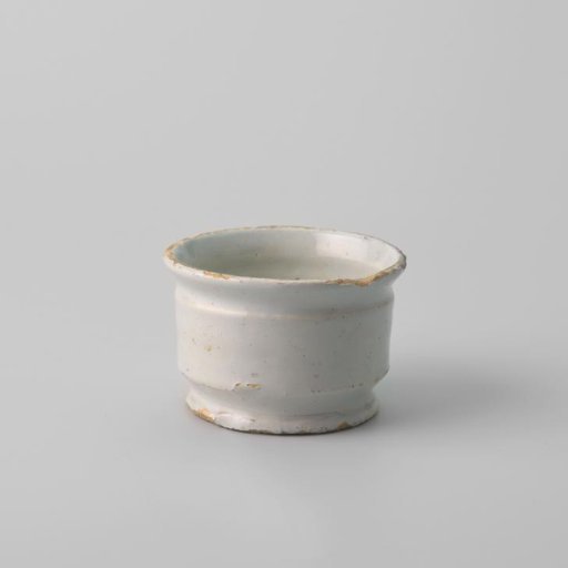 Apothecary jar, white. Found at Haarlemmerpoort in Amsterdam