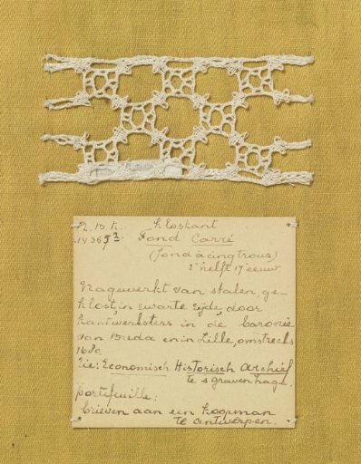 Bobbin lace sample with coarse thread as an example of a square ground
