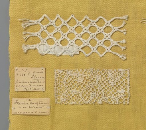 Steel bobbin lace with coarse thread as an example of a five-hole ground (mesh ground)