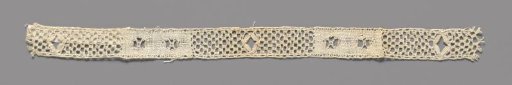 Insert with openwork diamond in lattice ground and openwork circles in linen work
