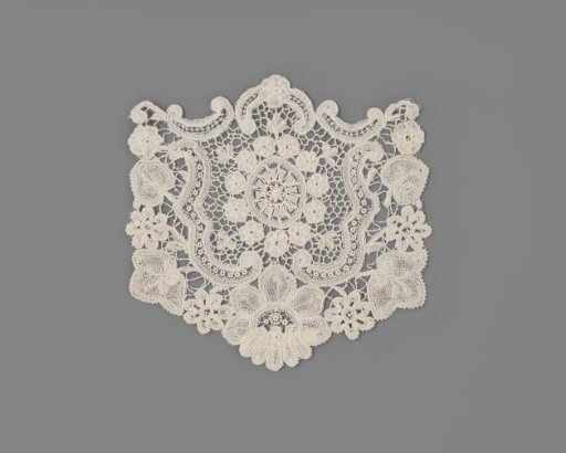 Slip of a necktie of mixed lace