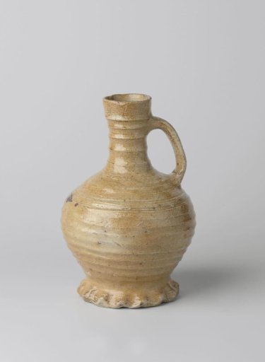 Jug with rilling