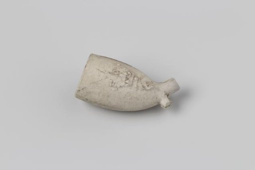 Fragment of a pipe bowl