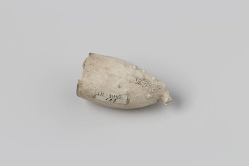 Fragment of a pipe bowl