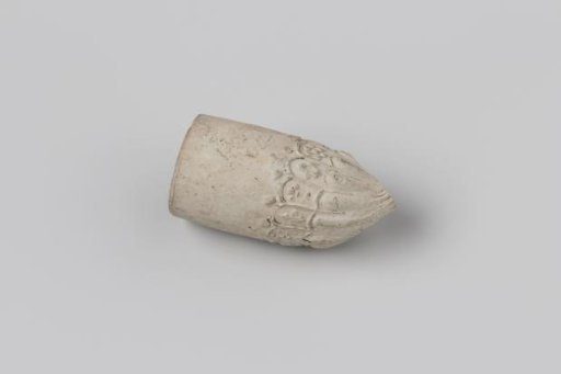 Fragment of a pipe bowl
